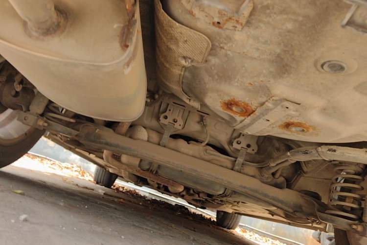Used Chevrolet Cavalier 2019 320 Manual Xinyue Edition Chassis Rear