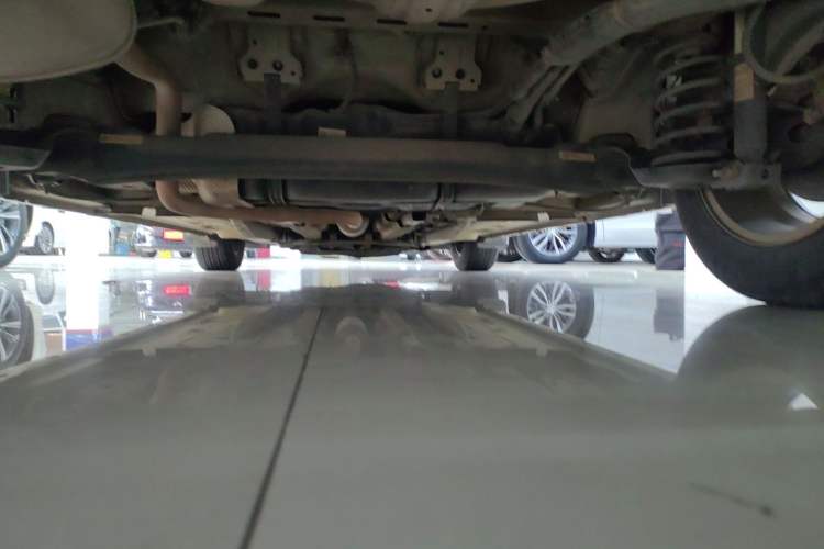 Used Chevrolet Cavalier 2019 320 Automatic Xinyue Edition Chassis Rear