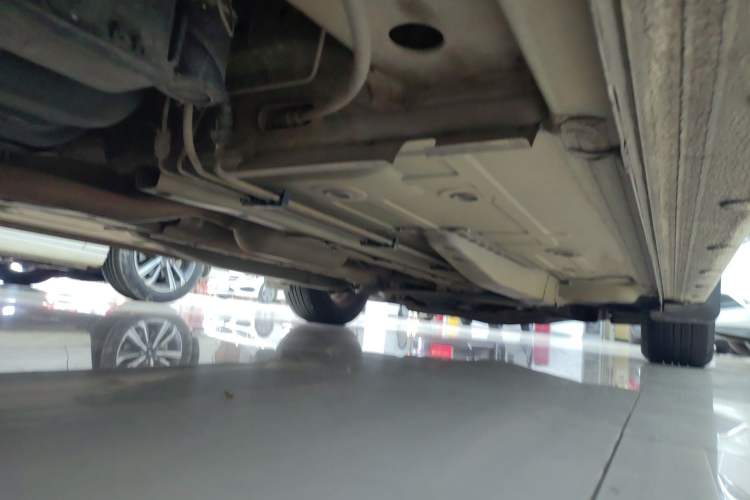 Used Chevrolet Cavalier 2019 320 Automatic Xinyue Edition Chassis Rear Right