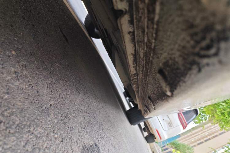 Used Chevrolet Cavalier 2019 320 Manual Xinyue Edition Chassis Rear Right