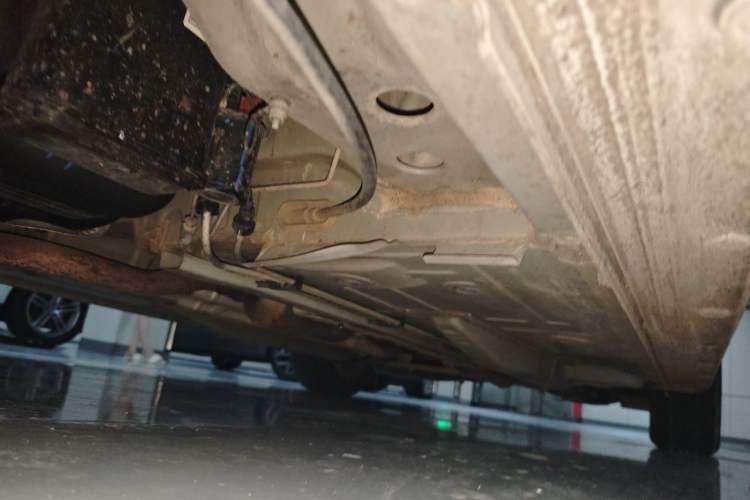 Used Chevrolet Cavalier 2019 320 Automatic Xinyue Edition Chassis Rear Right