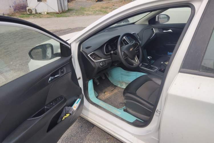 Used Chevrolet Cavalier 2019 320 Manual Xinyue Edition Driver Seat