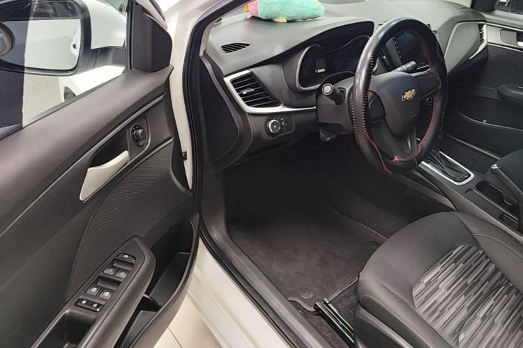 Used Chevrolet Cavalier 2019 320 Automatic Enjoyment with Sunroof Driver Seat