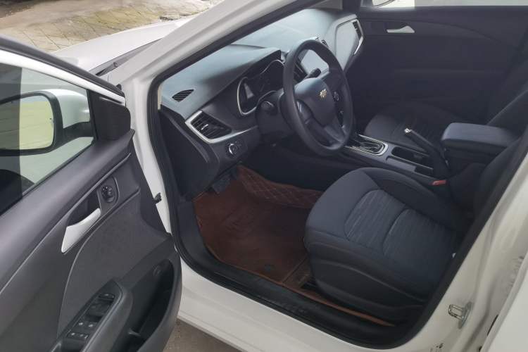 Used Chevrolet Cavalier 2019 320 Automatic Enjoyment with Sunroof Driver Seat