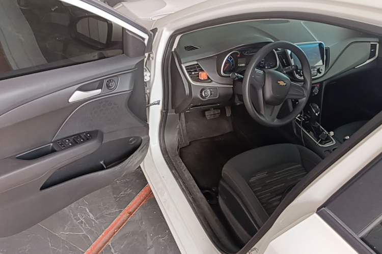 Used Chevrolet Cavalier 2019 320 Automatic Enjoyment with Sunroof Driver Seat