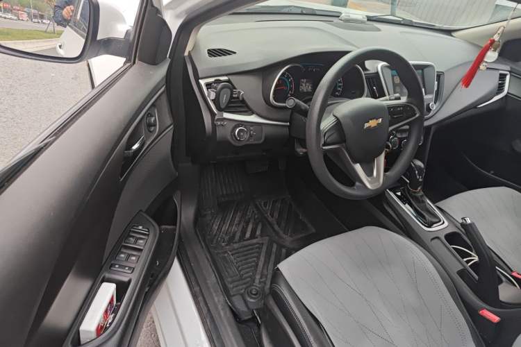 Used Chevrolet Cavalier 2019 320 Automatic Xinyue Edition Driver Seat