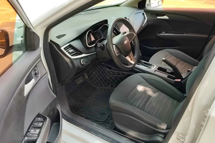 Used Chevrolet Cavalier 2019 320 Automatic Enjoyment with Sunroof Driver Seat