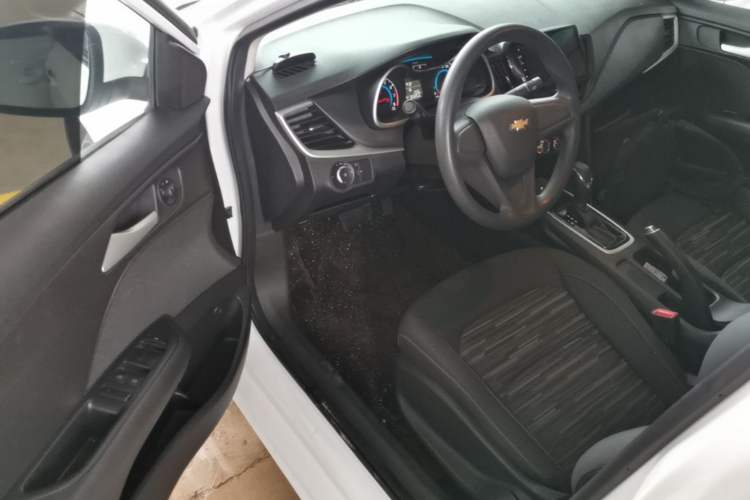 Used Chevrolet Cavalier 2019 320 Automatic Enjoyment with Sunroof Driver Seat