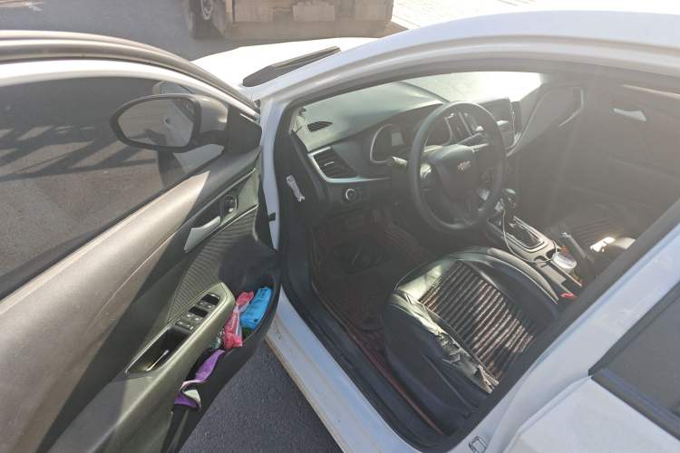 Used Chevrolet Cavalier 2019 320 Automatic Enjoyment with Sunroof Driver Seat