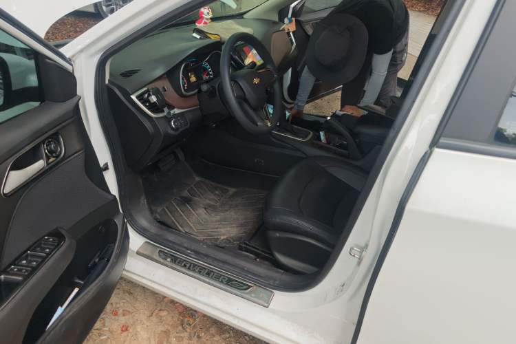 Used Chevrolet Cavalier 2019 320 Automatic Enjoyment with Sunroof Driver Seat