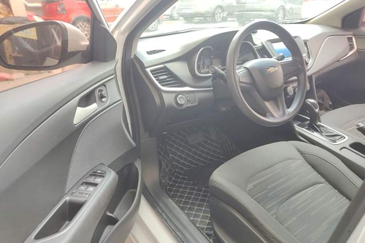 Used Chevrolet Cavalier 2019 320 Automatic Enjoyment with Sunroof Driver Seat