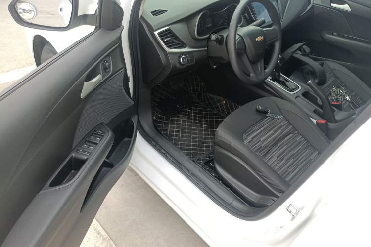 Used Chevrolet Cavalier 2019 320 Automatic Enjoyment with Sunroof Driver Seat
