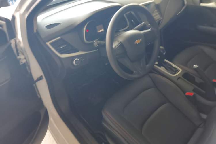 Used Chevrolet Cavalier 2019 320 Automatic Enjoyment with Sunroof Driver Seat