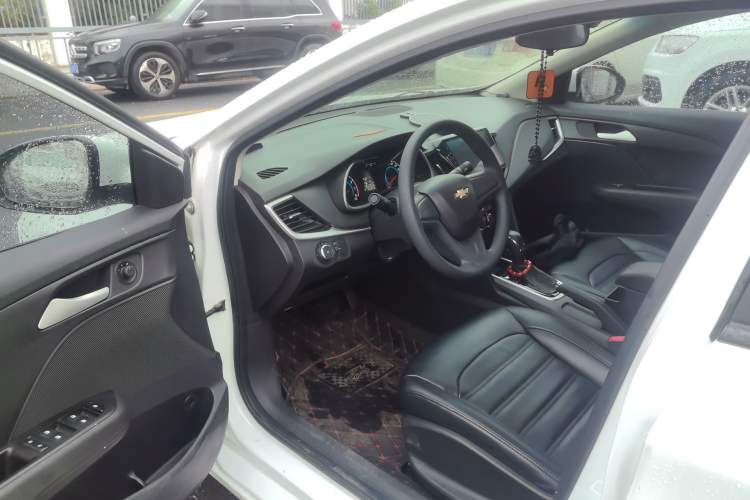 Used Chevrolet Cavalier 2019 320 Automatic Enjoyment with Sunroof Driver Seat