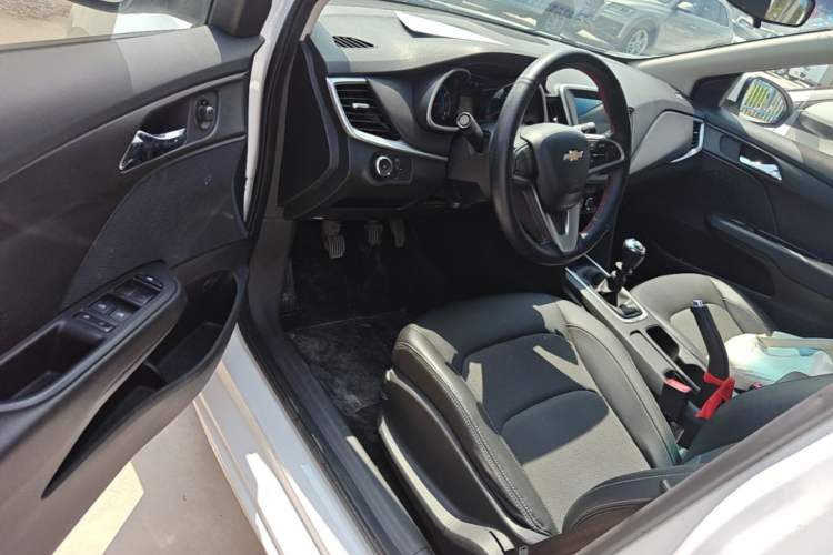 Used Chevrolet Cavalier 2019 320 Manual Xinyue Edition Driver Seat