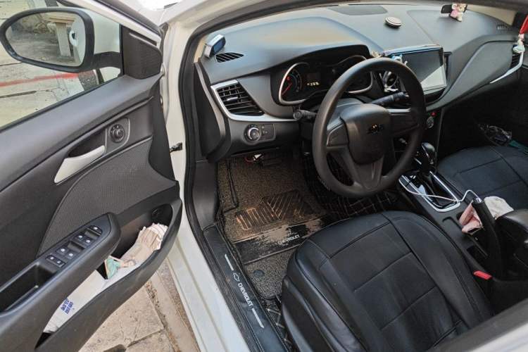 Used Chevrolet Cavalier 2019 320 Automatic Enjoyment with Sunroof Driver Seat