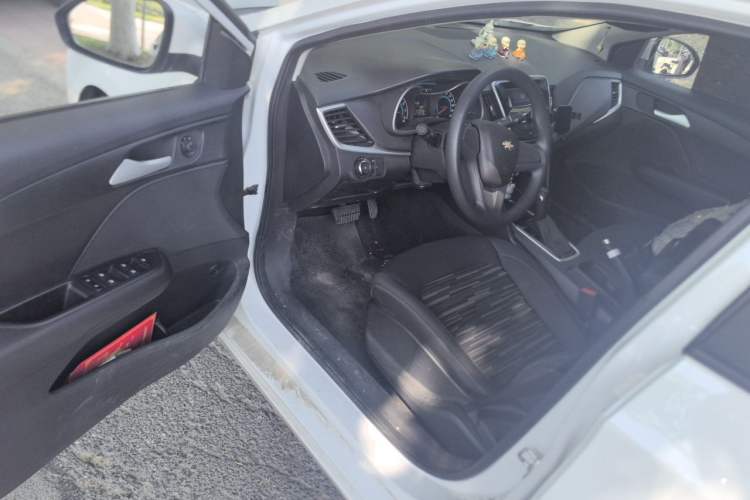 Used Chevrolet Cavalier 2019 320 Automatic Enjoyment with Sunroof Driver Seat