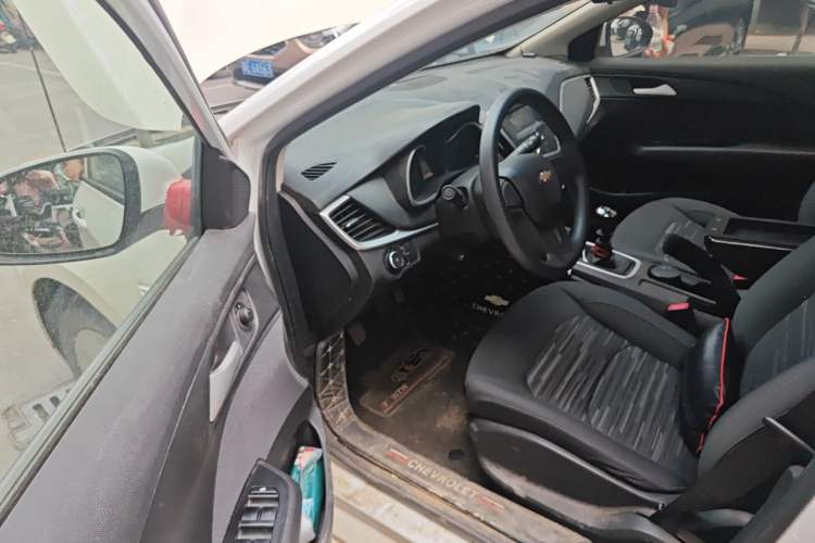 Used Chevrolet Cavalier 2019 320 Manual Enjoyment Edition Driver Seat
