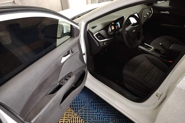 Used Chevrolet Cavalier 2019 320 Automatic Enjoyment with Sunroof Driver Seat