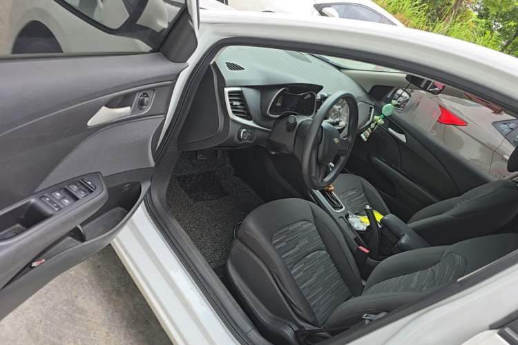 Used Chevrolet Cavalier 2019 320 Automatic Enjoyment with Sunroof Driver Seat