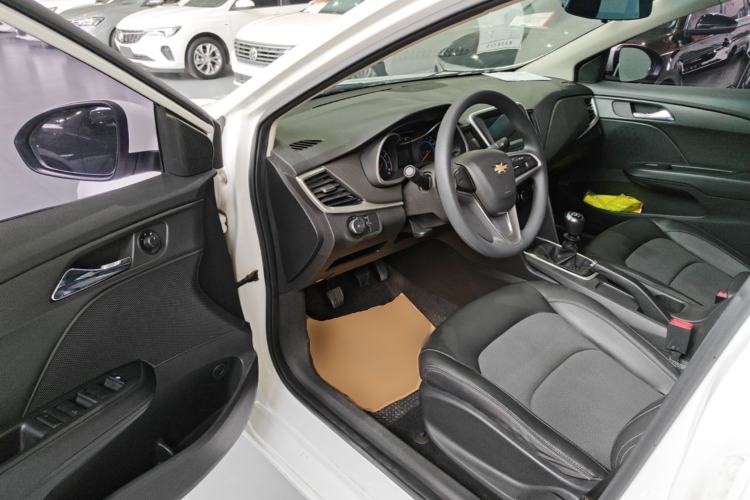 Used Chevrolet Cavalier 2019 320 Manual Xinyue Edition Driver Seat