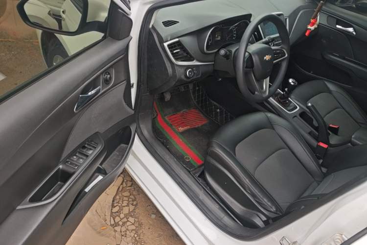 Used Chevrolet Cavalier 2019 320 Manual Xinyue Edition Driver Seat