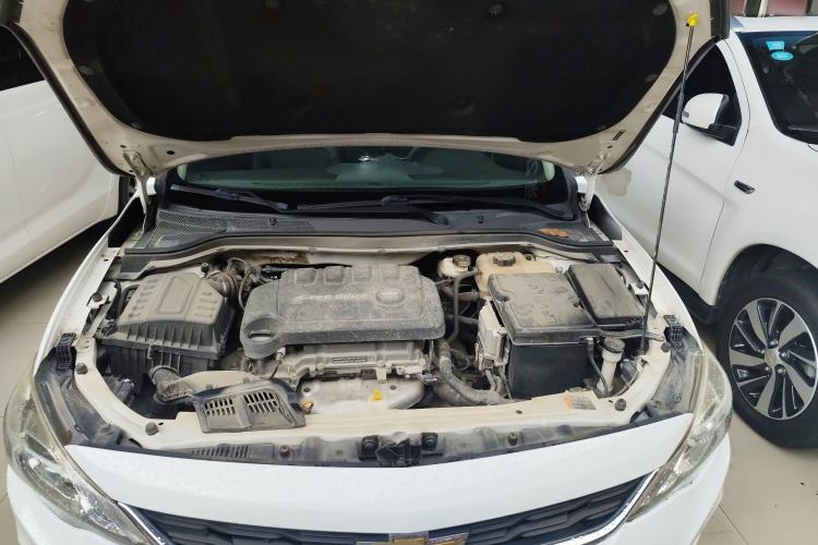 Used Chevrolet Cavalier 2019 320 Automatic Xinyue Edition Engine Bay