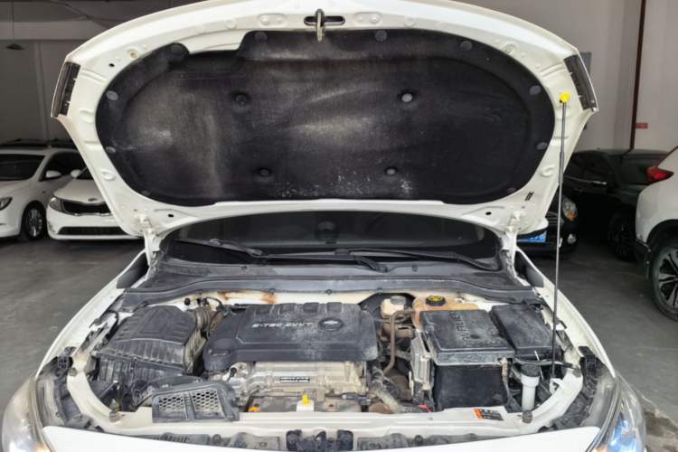 Used Chevrolet Cavalier 2019 320 Automatic Enjoyment with Sunroof Engine Bay