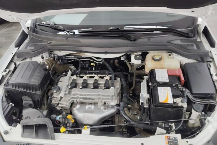 Used Chevrolet Cavalier 2019 320 Automatic Xinyue Edition Engine Bay
