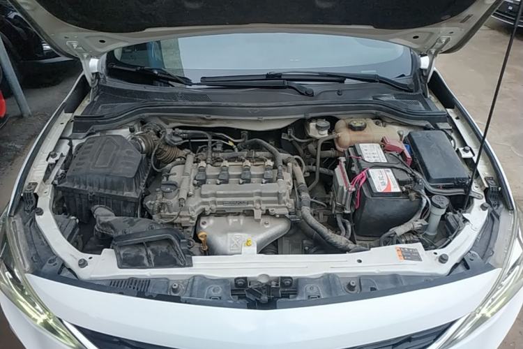 Used Chevrolet Cavalier 2019 320 Automatic Xinyue Edition Engine Bay