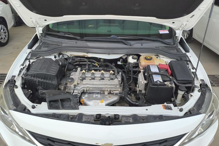 Used Chevrolet Cavalier 2019 320 Automatic Xinyue Edition Engine Bay
