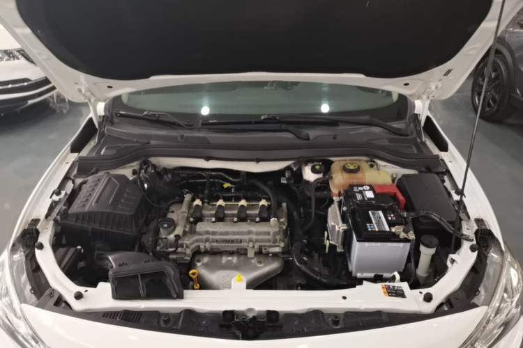 Used Chevrolet Cavalier 2019 320 Automatic Enjoyment with Sunroof Engine Bay