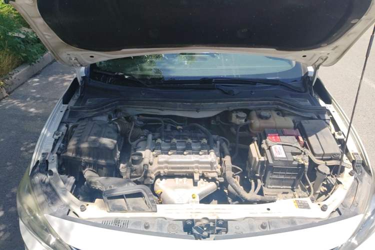 Used Chevrolet Cavalier 2019 320 Automatic Xinyue Edition Engine Bay