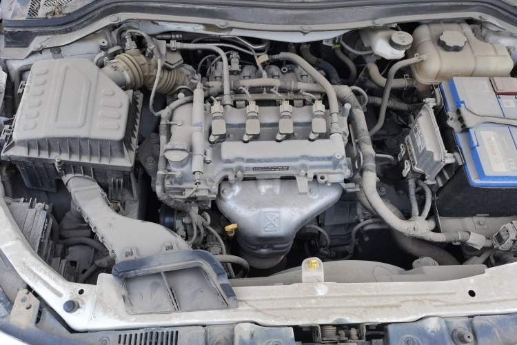 Used Chevrolet Cavalier 2019 320 Automatic Xinyue Edition Engine Bay