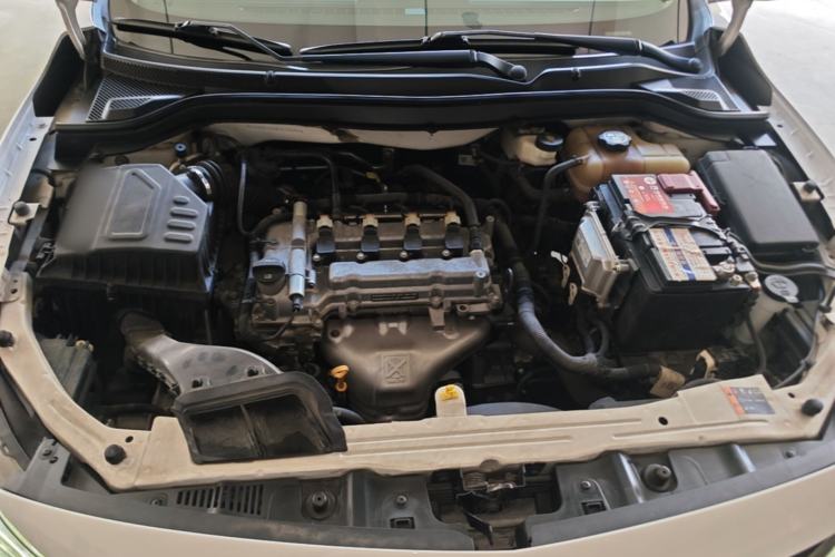 Used Chevrolet Cavalier 2019 320 Automatic Xinyue Edition Engine Bay