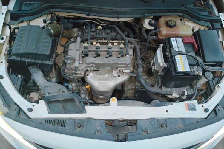 Used Chevrolet Cavalier 2019 320 Automatic Xinyue Edition Engine Bay