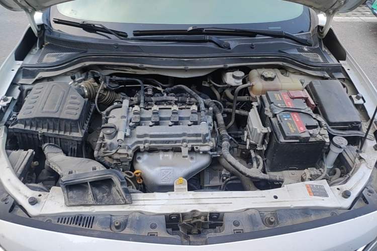 Used Chevrolet Cavalier 2019 320 Automatic Enjoyment with Sunroof Engine Bay