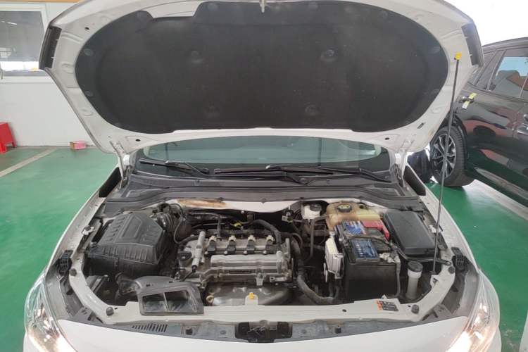 Used Chevrolet Cavalier 2019 320 Automatic Enjoyment with Sunroof Engine Bay