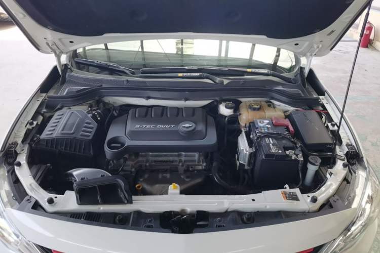 Used Chevrolet Cavalier 2019 320 Automatic Enjoyment with Sunroof Engine Bay