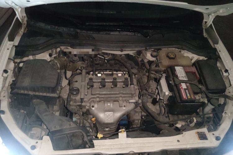 Used Chevrolet Cavalier 2019 320 Automatic Xinyue Edition Engine Bay