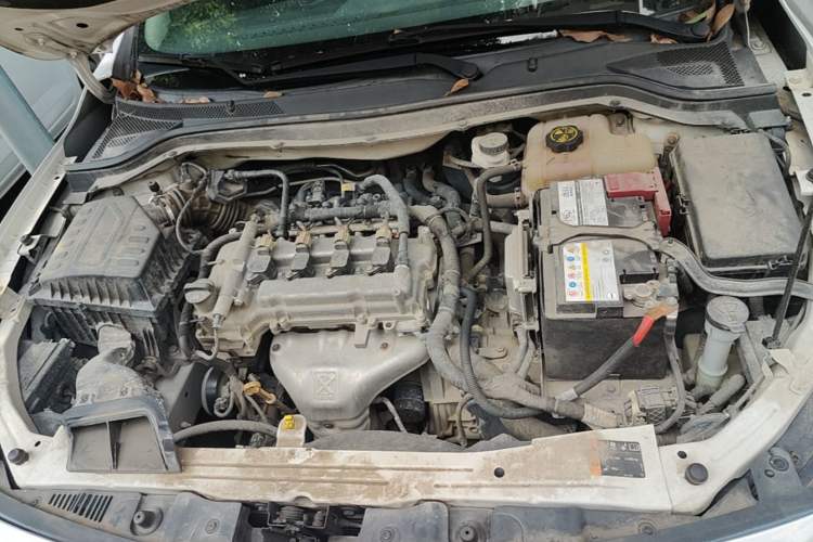 Used Chevrolet Cavalier 2019 320 Automatic Enjoyment with Sunroof Engine Bay