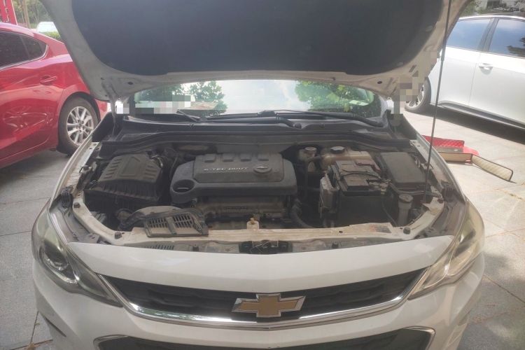 Used Chevrolet Cavalier 2019 320 Automatic Xinyue Edition Engine Bay