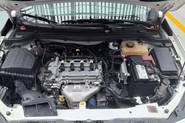 Used Chevrolet Cavalier 2019 320 Automatic Xinyue Edition Engine Bay
