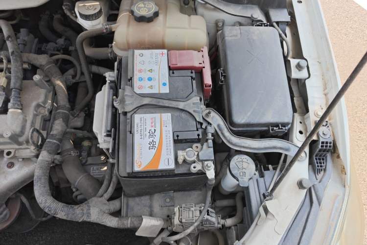Used Chevrolet Cavalier 2019 320 Automatic Xinyue Edition Engine Bay Left