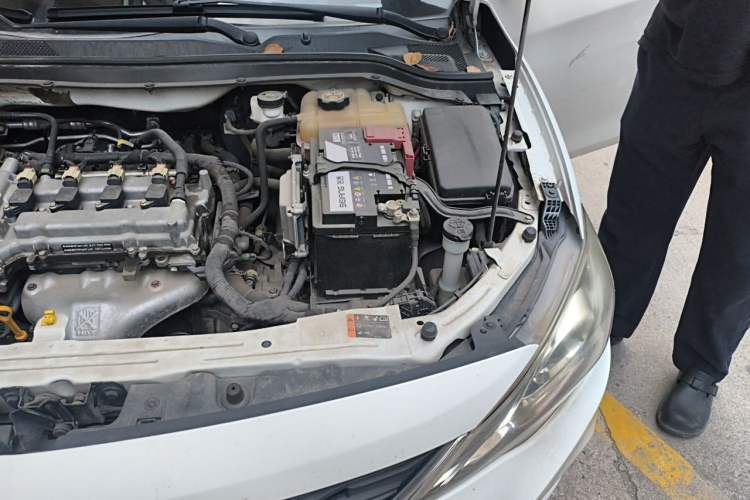 Used Chevrolet Cavalier 2019 320 Automatic Xinyue Edition Engine Bay Left