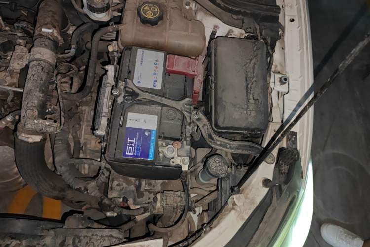 Used Chevrolet Cavalier 2019 325T Dual-Clutch Xinyue Edition Engine Bay Left