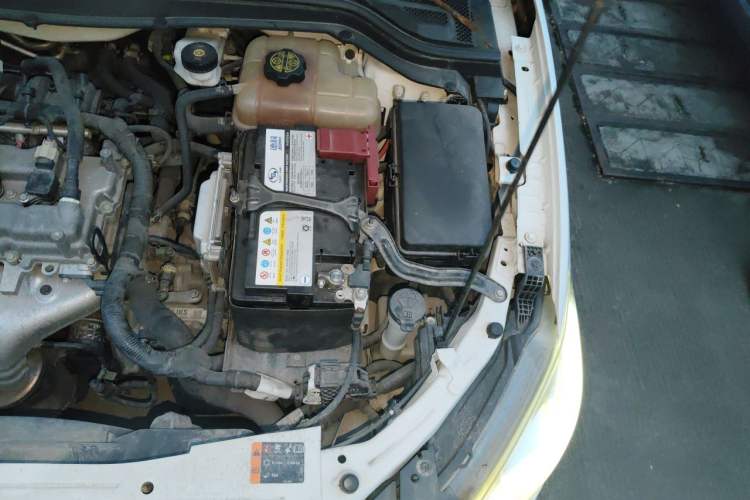 Used Chevrolet Cavalier 2019 320 Automatic Xinyue Edition Engine Bay Left