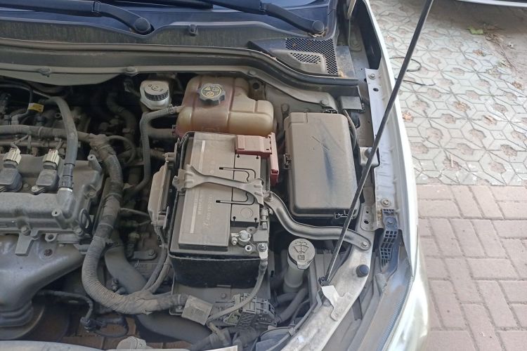 Used Chevrolet Cavalier 2019 320 Automatic Enjoyment with Sunroof Engine Bay Left