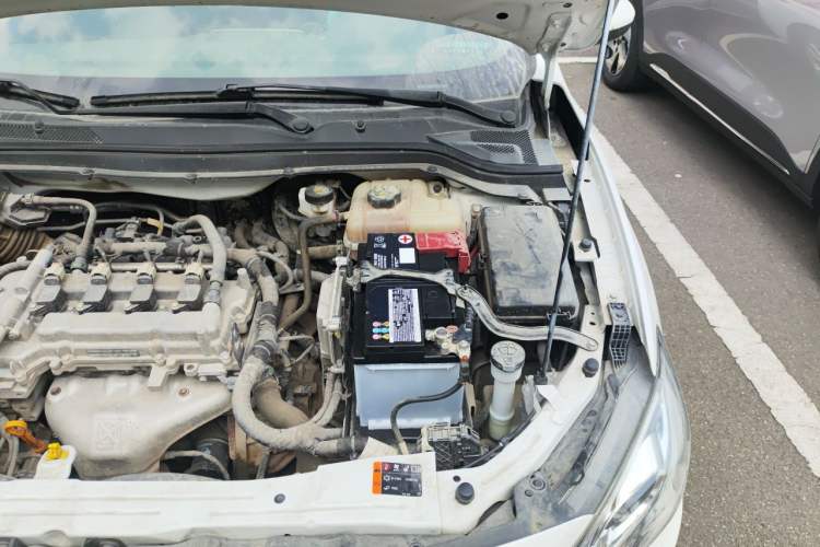 Used Chevrolet Cavalier 2019 320 Manual Xinyue Edition Engine Bay Left