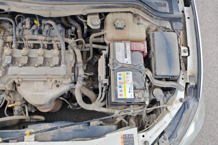 Used Chevrolet Cavalier 2019 320 Manual Xinyue Edition Engine Bay Left